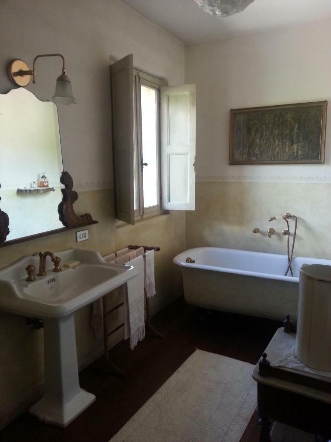 Antica Cascina Del Medico Hotel Muzzano Ngoại thất bức ảnh